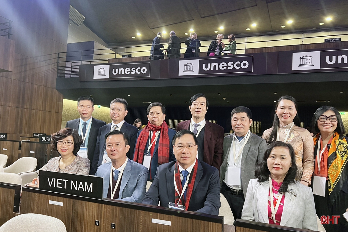 Đoàn đại biểu Hà Tĩnh tham dự phiên họp Đại hội đồng UNESCO lần thứ 42